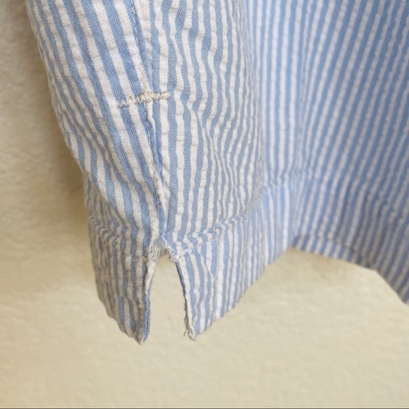 Liz Claiborne Light Blue and White Striped Crops - Picture 4 of 5